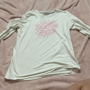 White north face long sleeve